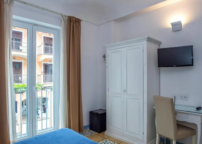 Hotel7bello مينوري