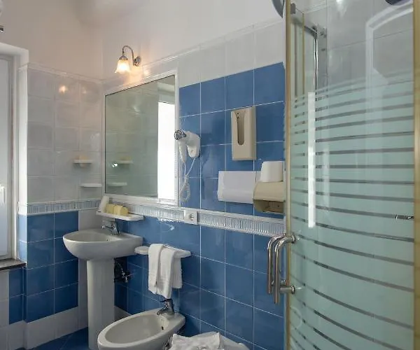 فندق Hotel7bello مينوري