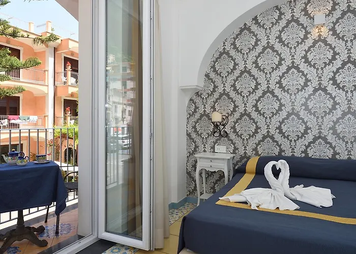 Hotel7bello فندق مينوري