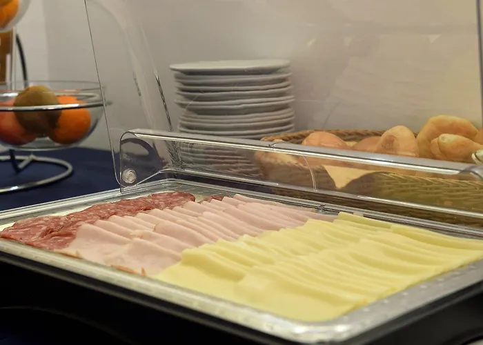فندق Hotel7bello مينوري