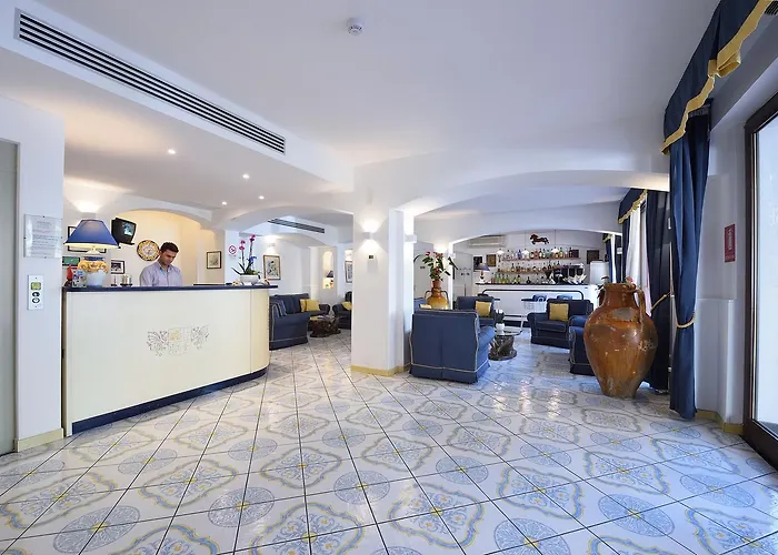 Hotel7bello مينوري