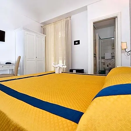 Ξενοδοχείο Hotel7bello 3*