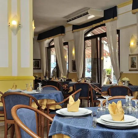Hotel7bello 3* 米诺利